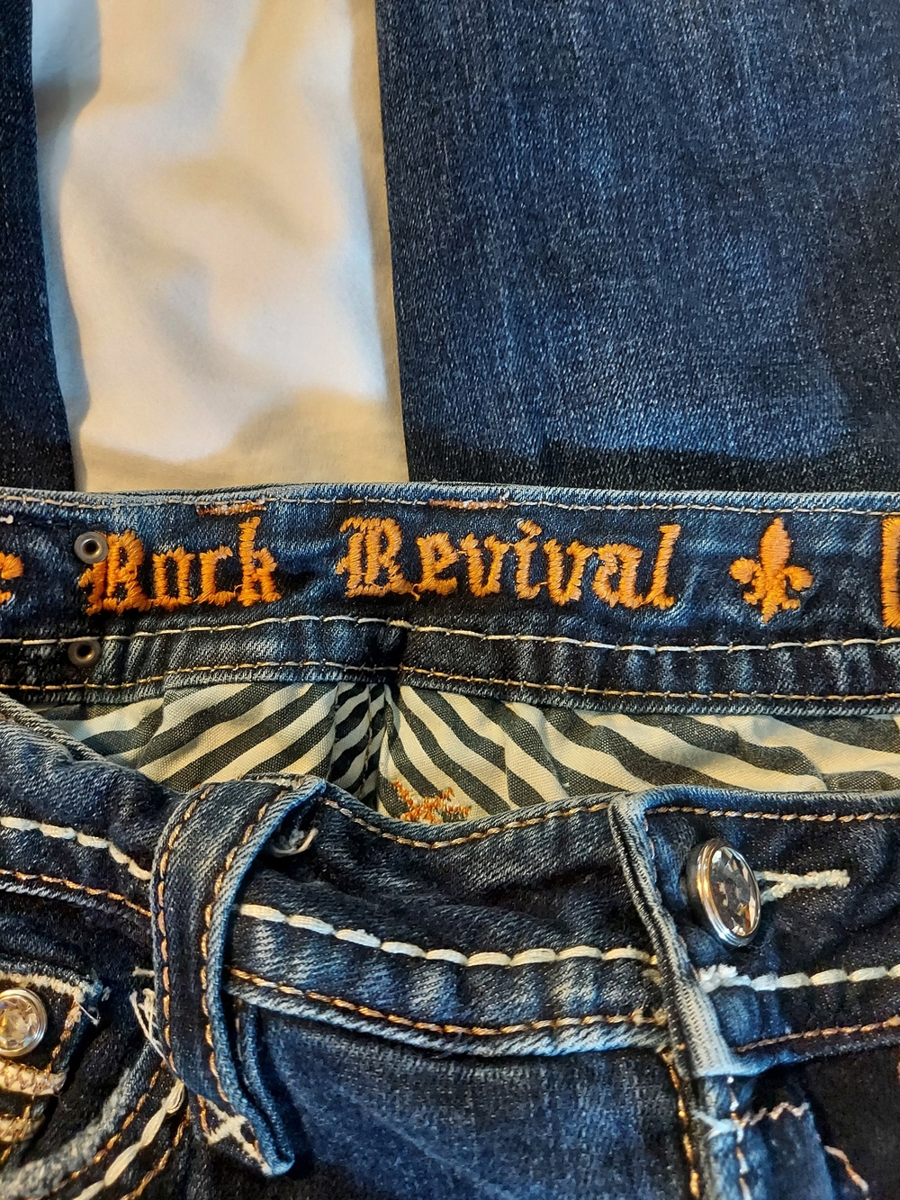Rock Revival Kai Bootcut Stretch Jeans E8322B60L Size 27 - Picture 3 of 12